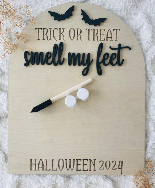 Halloween Footprint Sign for Baby