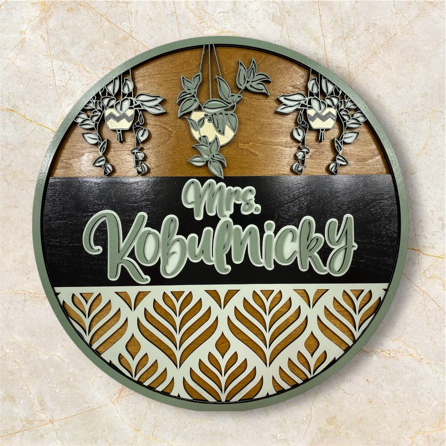 Leaf and Greet Door Hanger