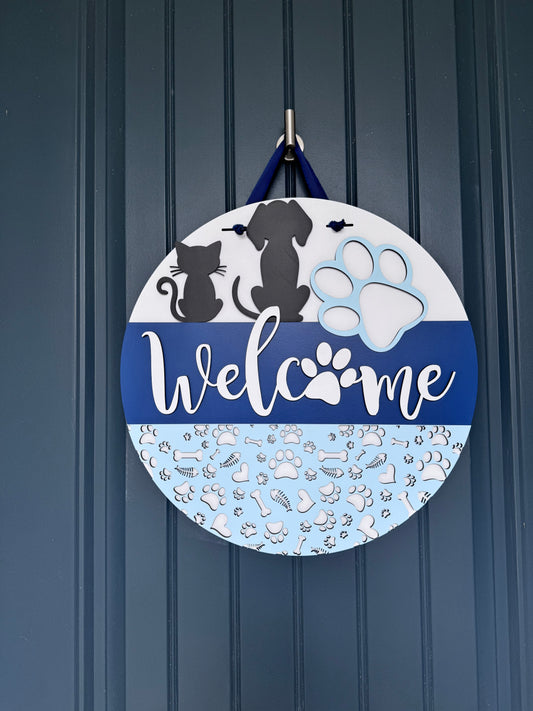 Pets and Paws Door Hanger